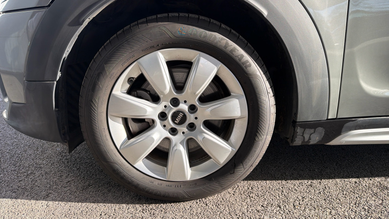 MINI Countryman 1.5 Cooper S E Classic ALL4 PHEV 5dr Auto Hatchback